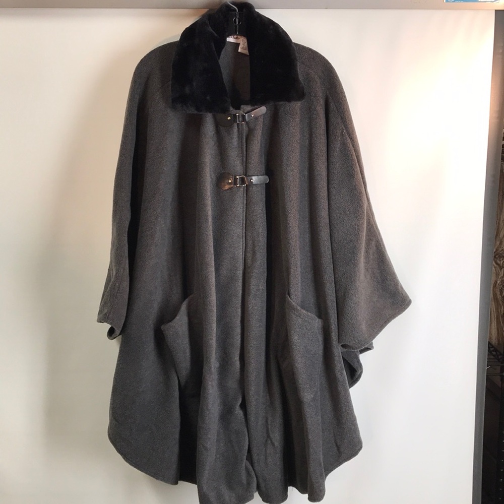 LeModa sweatshirt poncho coat wrap